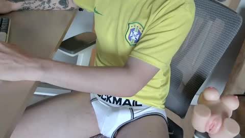 brazilian_hunger online show from 05/31/26, 04:14