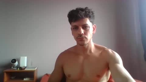 braziliangoodboy online show from 12/22/25, 08:28