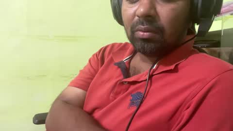 dont tell me u like to see me if you cant follow me online show from 01/30/25, 03:19