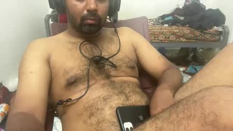 dont tell me u like to see me if you cant follow me online show from 10/27/25, 08:24