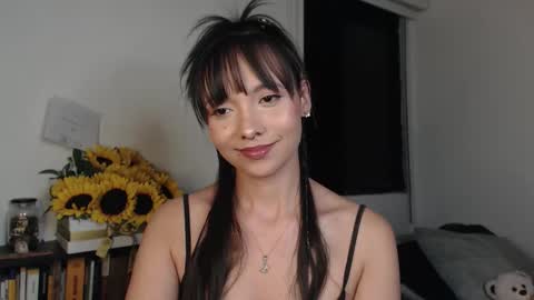 Snapshot of breakfastwithtiffanys chatting on 02/17/26, 12:40 breakfastwithtiffanys online show from 02/17/26, 12:40