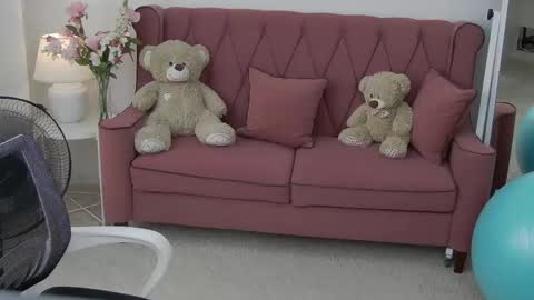 Snapshot of bree_sky chatting on 04/16/26, 11:33 Bree online show from 04/16/26, 11:33