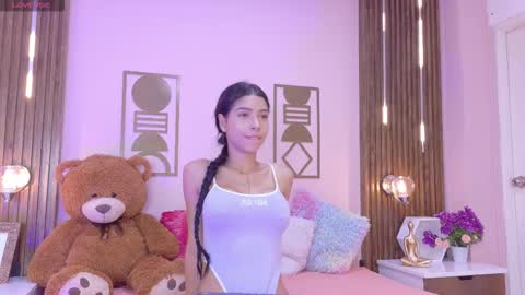 Snapshot of bree_watson chatting on 02/18/26, 12:34 Bree online show from 02/18/26, 12:34