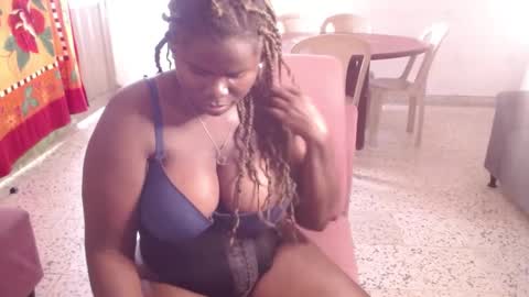 Snapshot of breestaarrs chatting on 03/12/25, 04:24 Valentina online show from 03/12/25, 04:24