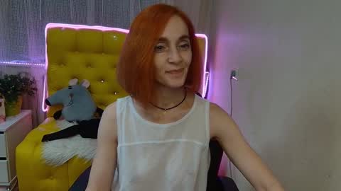 Snapshot of breeterner chatting on 01/25/25, 02:15 breeterner online show from 01/25/25, 02:15