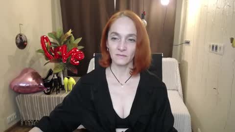 Snapshot of breeterner chatting on 02/26/25, 12:16 breeterner online show from 02/26/25, 12:16