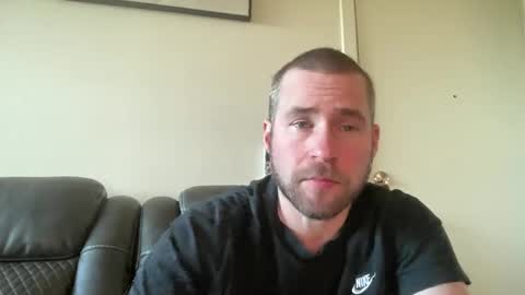 breezydoesit95 online show from 02/06/26, 09:29