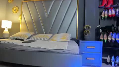 Brenda Time Schedule 0600 - 1400 GMT-5 online show from 06/15/26, 11:12