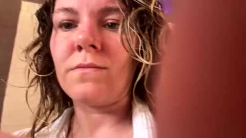 Brenda online show from 05/03/26, 04:02