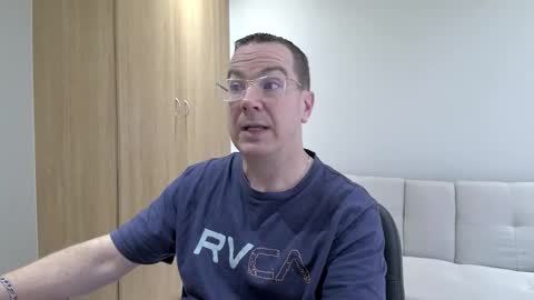 Brett online show from 09/15/25, 02:39