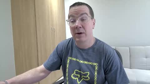 Brett online show from 09/27/25, 11:26