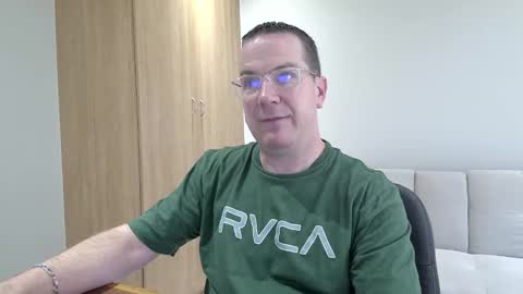 Brett online show from 12/21/25, 12:12