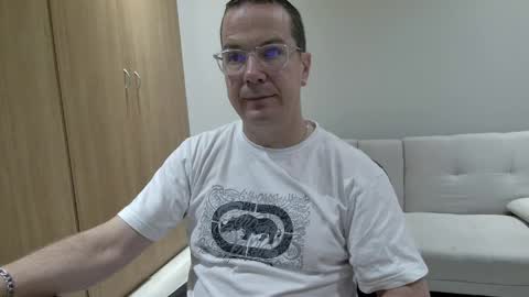 Brett online show from 04/05/26, 06:27