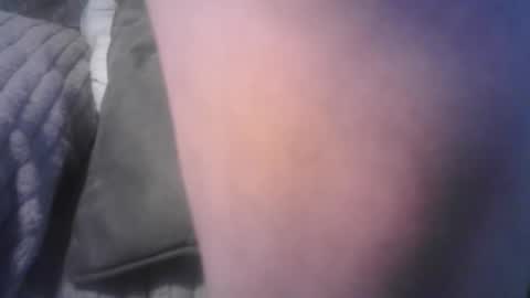 Snapshot of bri20fu chatting on 10/31/25, 11:06 raining down on me online show from 10/31/25, 11:06