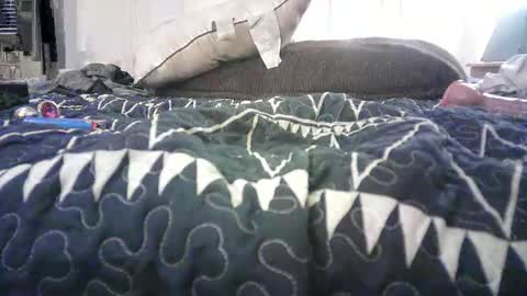 raining down on me online show from 04/28/26, 02:22