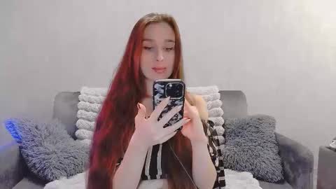 bri_fox online show from 03/24/26, 08:14