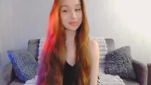 bri_fox online show from 05/19/26, 08:53