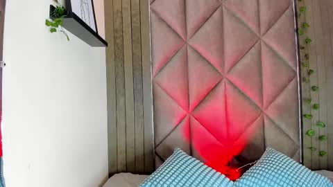 B R I A  online show from 02/09/26, 01:20