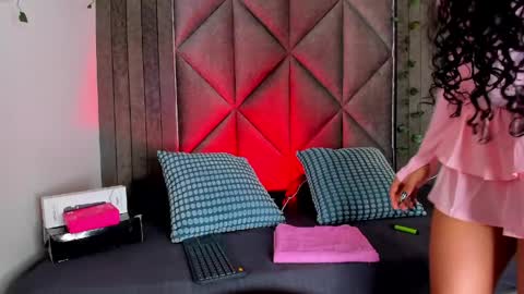 B R I A  online show from 04/07/26, 02:34