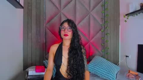B R I A  online show from 05/08/26, 01:55