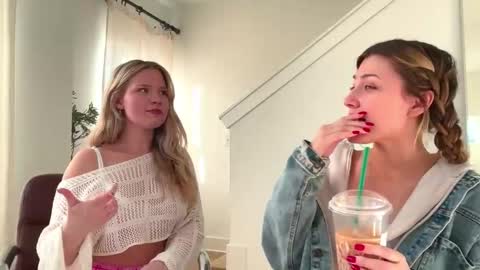 Snapshot of briadominick chatting on 01/15/25, 08:26 Brianna3 online show from 01/15/25, 08:26