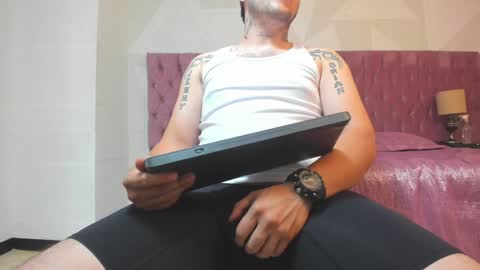 Snapshot of brian_chiki chatting on 02/05/25, 01:15 Brian Chiki online show from 02/05/25, 01:15