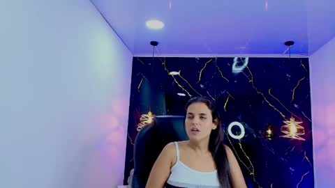 Manuela online show from 05/17/26, 03:48