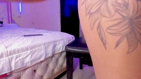 Snapshot of briana_hot03 chatting on 11/20/25, 07:13 briana_hot03 online show from 11/20/25, 07:13