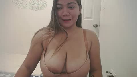 Snapshot of briana_lovexx chatting on 10/09/25, 12:30 Briana online show from 10/09/25, 12:30