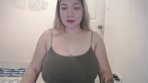 Snapshot of briana_lovexx chatting on 02/16/26, 12:51 Briana online show from 02/16/26, 12:51