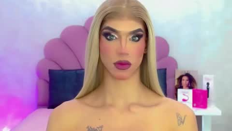 BRIANA online show from 04/12/26, 02:11