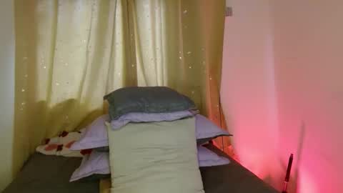 briana_stark online show from 12/19/25, 12:45