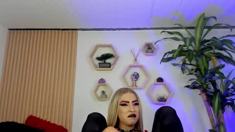 briana_white online show from 01/13/26, 05:29