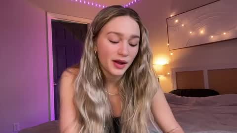 Snapshot of brianaboo chatting on 04/01/26, 02:14 Briana online show from 04/01/26, 02:14