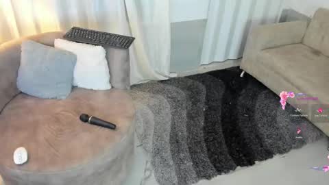 briana online show from 03/07/25, 02:56