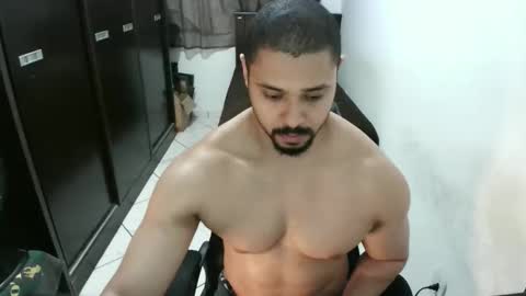 Snapshot of brianaries chatting on 10/15/25, 04:34 brianaries online show from 10/15/25, 04:34