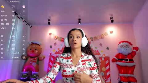 Snapshot of brianathompson chatting on 12/17/25, 06:14 BRIANA online show from 12/17/25, 06:14