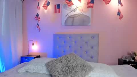 BRIANA online show from 07/04/26, 07:09