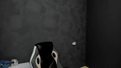 Snapshot of brianhunts chatting on 02/11/25, 12:27 Brian online show from 02/11/25, 12:27