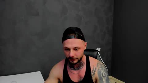 Snapshot of brianhunts chatting on 03/06/25, 12:52 Brian online show from 03/06/25, 12:52