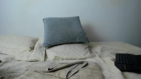 brianna_fallingangel online show from 12/16/25, 04:17