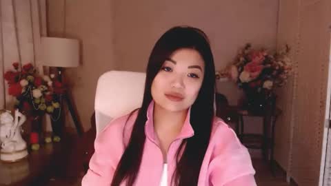 Snapshot of briannamenson chatting on 12/05/25, 12:25 briannamenson online show from 12/05/25, 12:25