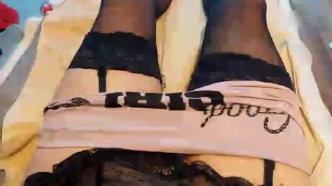 Snapshot of brianriver chatting on 12/17/25, 11:38 brianriver online show from 12/17/25, 11:38