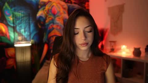Snapshot of briar_rose18 chatting on 02/13/25, 02:20 Briar Rose online show from 02/13/25, 02:20