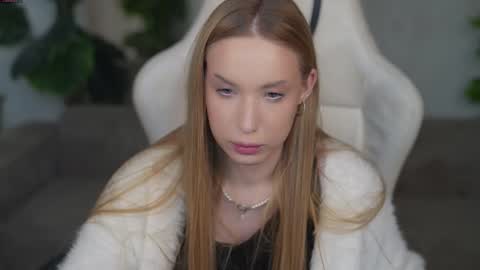 Diamonds Girls online show from 09/28/25, 05:57