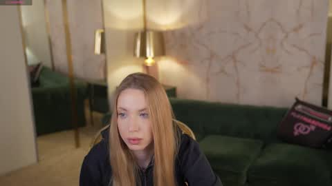 Diamonds Girls online show from 10/14/25, 04:24