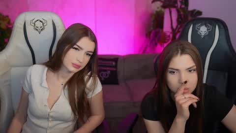 Diamonds Girls online show from 12/02/25, 11:37