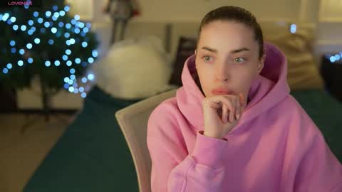 Diamonds Girls online show from 01/07/26, 08:28