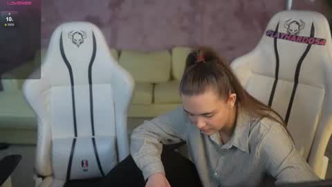 Diamonds Girls online show from 03/08/26, 07:56