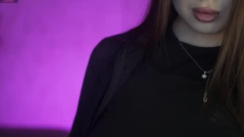 Diamonds Girls online show from 04/11/26, 07:45